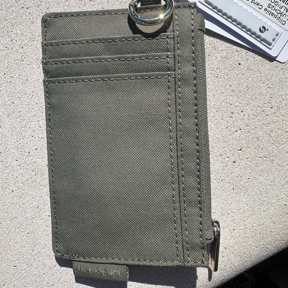 Lululemon Clippable Card Case - Picture 7 of 9